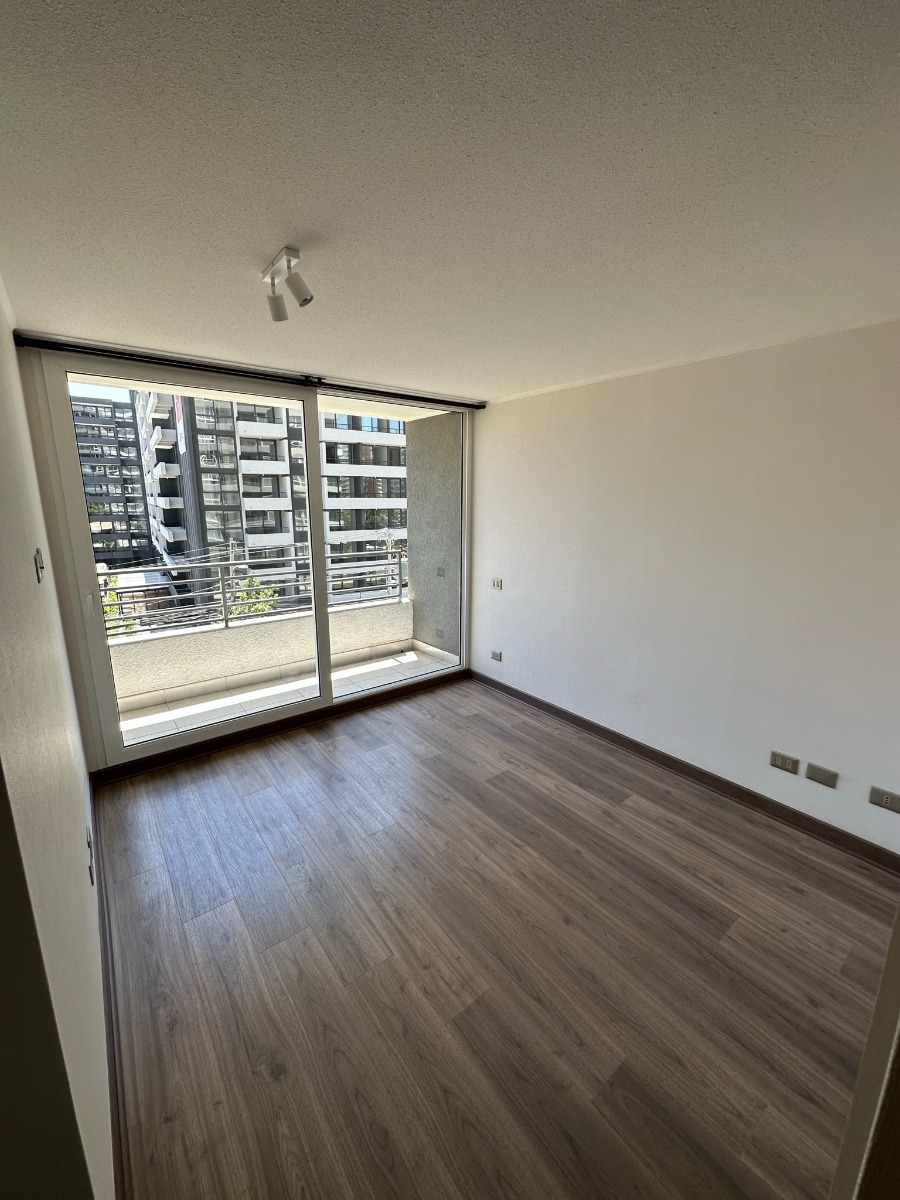 Arriendo Departamento N 2D en suite Walk-in cl&oacute;set 2B 1E 1B Parque San Eugenio - Metro &Ntilde;uble - &Ntilde;u&ntilde;oa