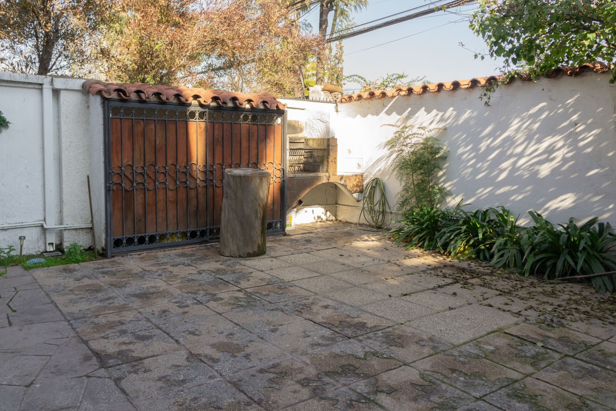 Arriendo Casa NP 3D 2B 2E 1B Blest Gana - La Reina