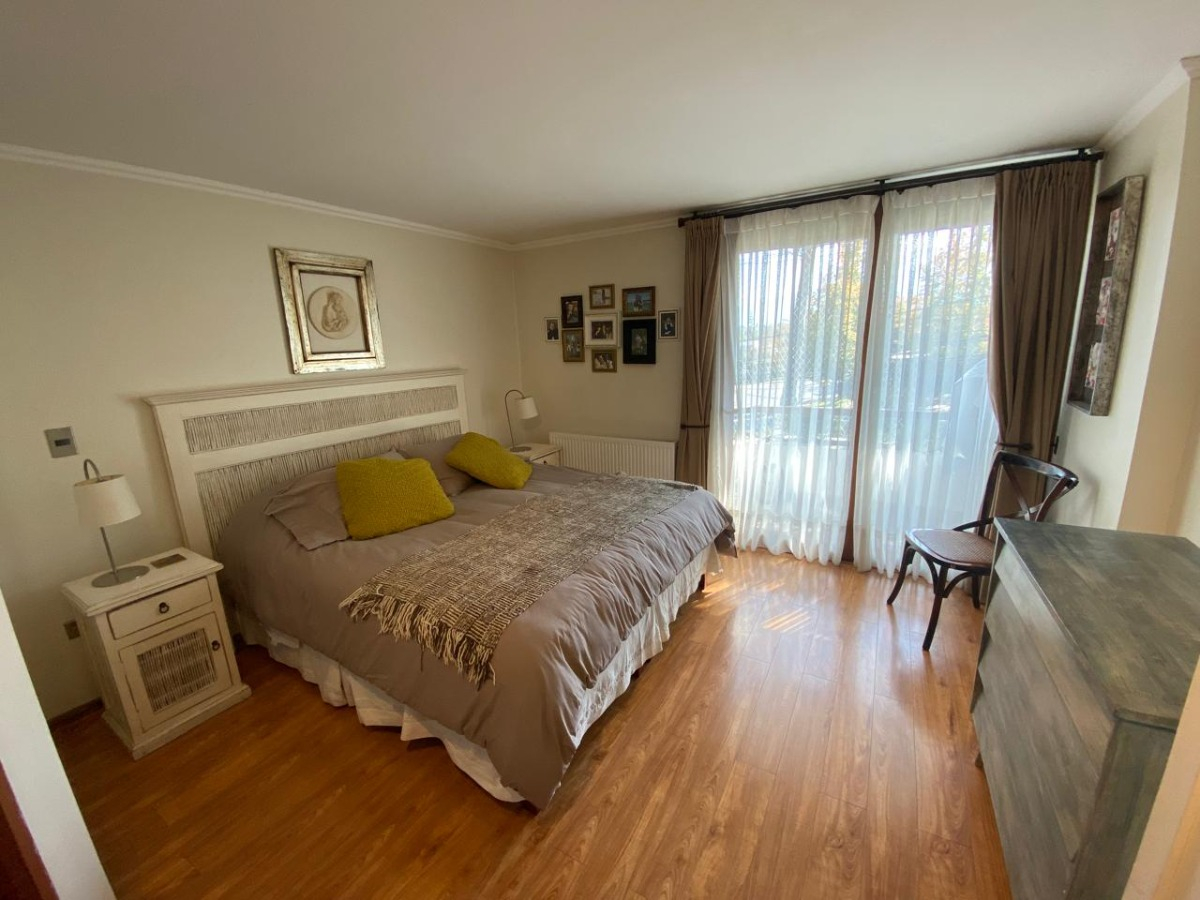 Venta Departamento NP 3D 2B 2E 1B San Carlos de Apoquindo - Las Condes