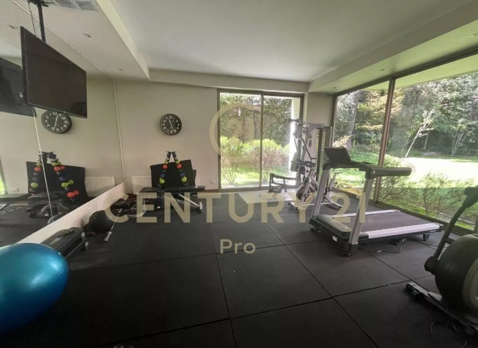 Venta Departamento 4D Barrio El Golf - Las Condes