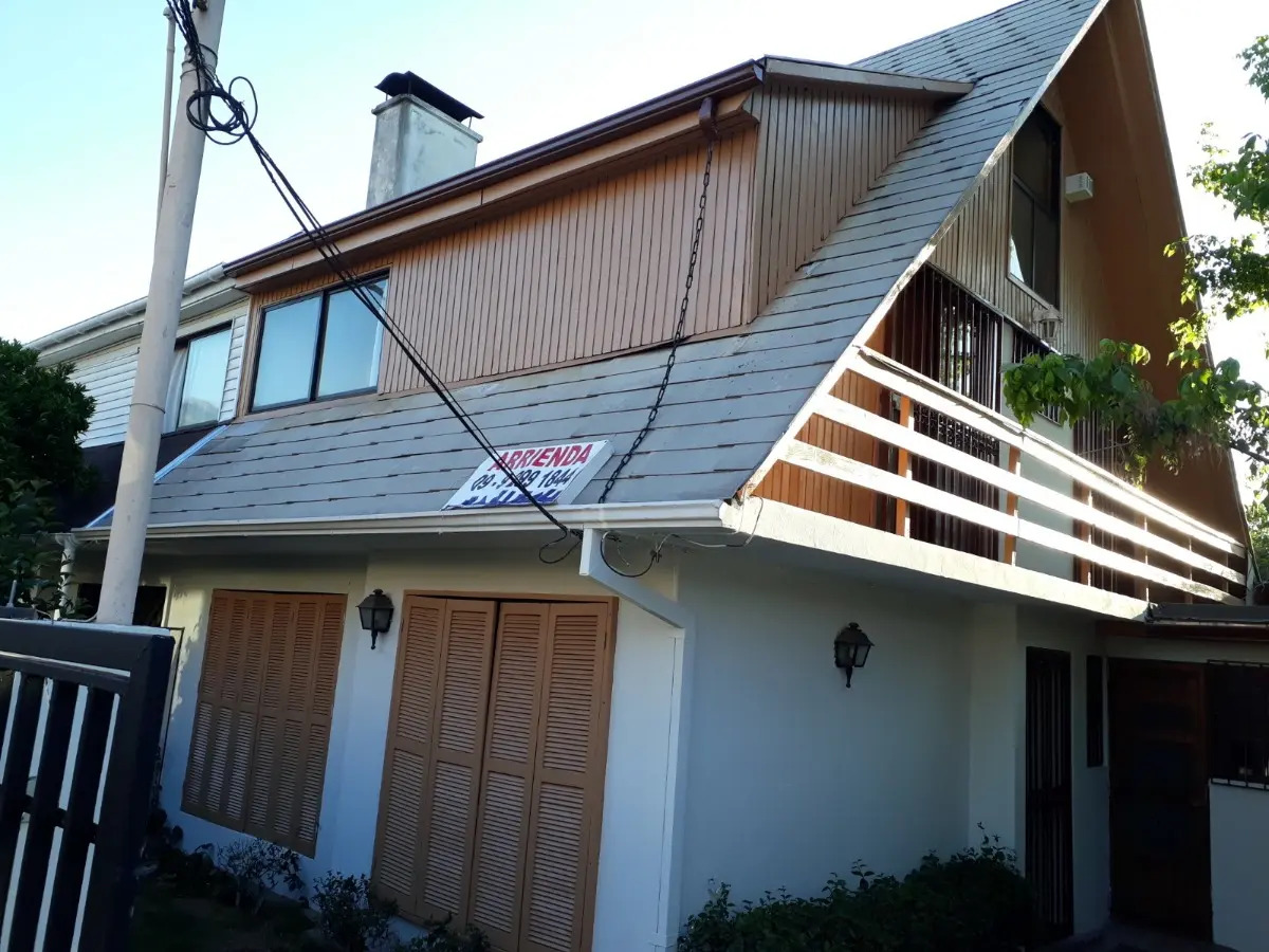 Arriendo Casa NO 4D 2B 2E Col&oacute;n Oriente - Vital Apoquindo - Las Condes