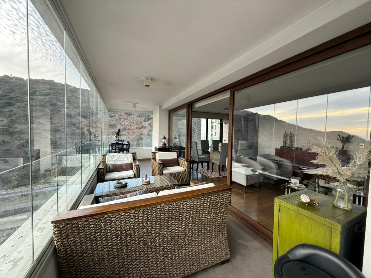 Arriendo Departamento NP 3D en suite Walk-in cl&oacute;set 4B 2E Tabancura - Vitacura