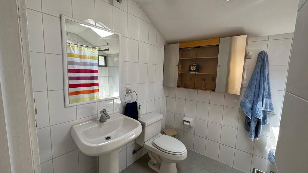 Venta Casa N 4D en suite 4B 2E 1B Nuestra Se&ntilde;ora del Rosario - Vitacura