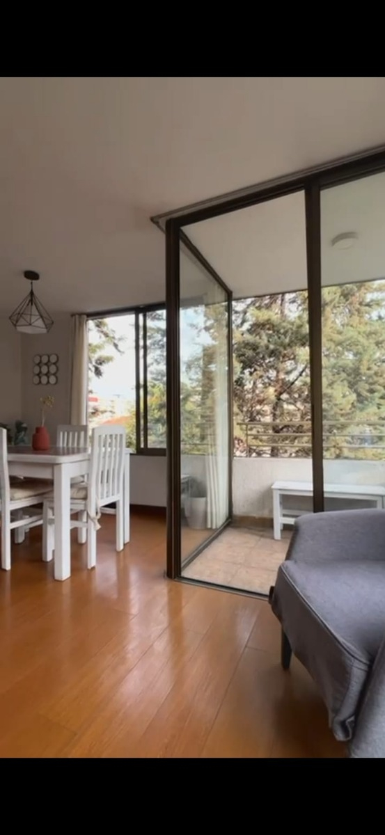 Arriendo Departamento S 2D en suite Walk-in cl&oacute;set 2B 1E Campus Oriente - Providencia