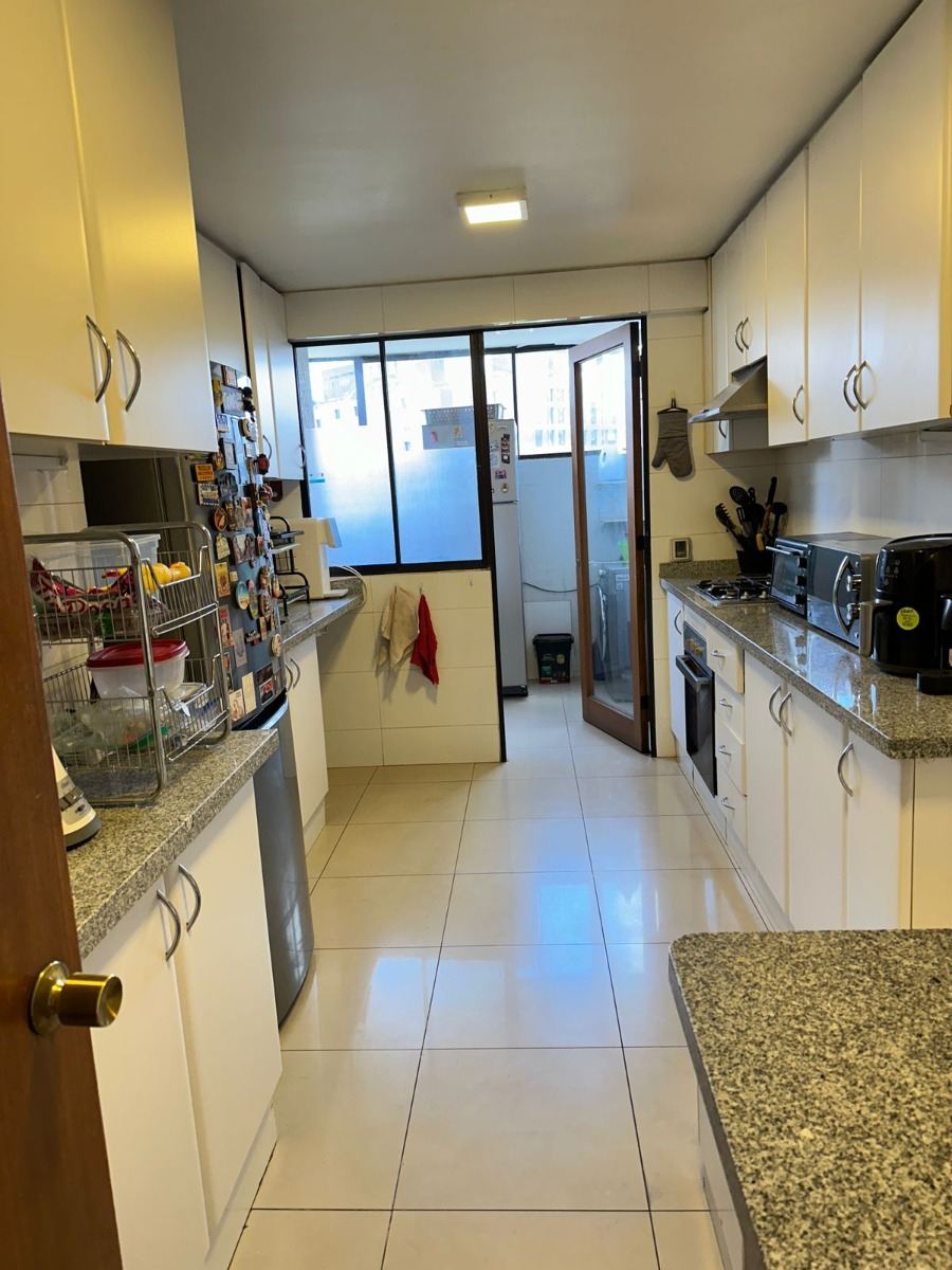 Arriendo Departamento NOSP 5D 4B 2E 1B Barrio El Golf - Las Condes