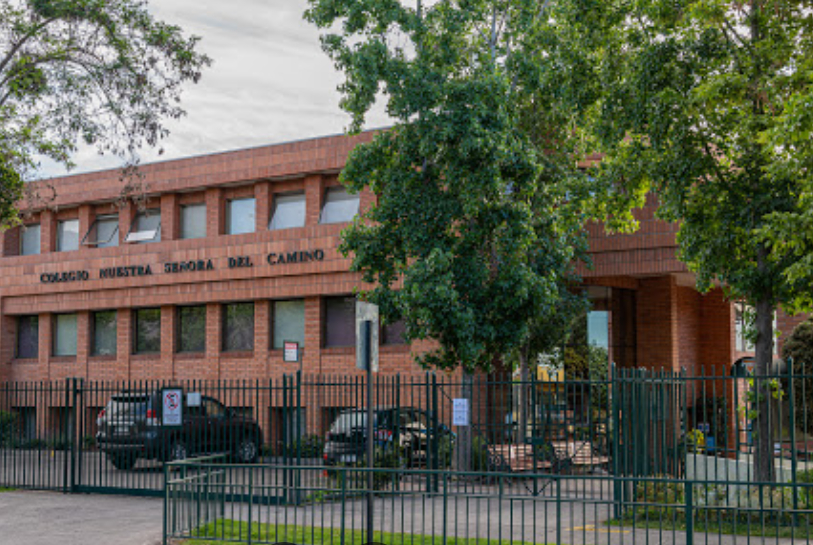 Venta Casa O 4D 2B 4E 1B  - La Reina