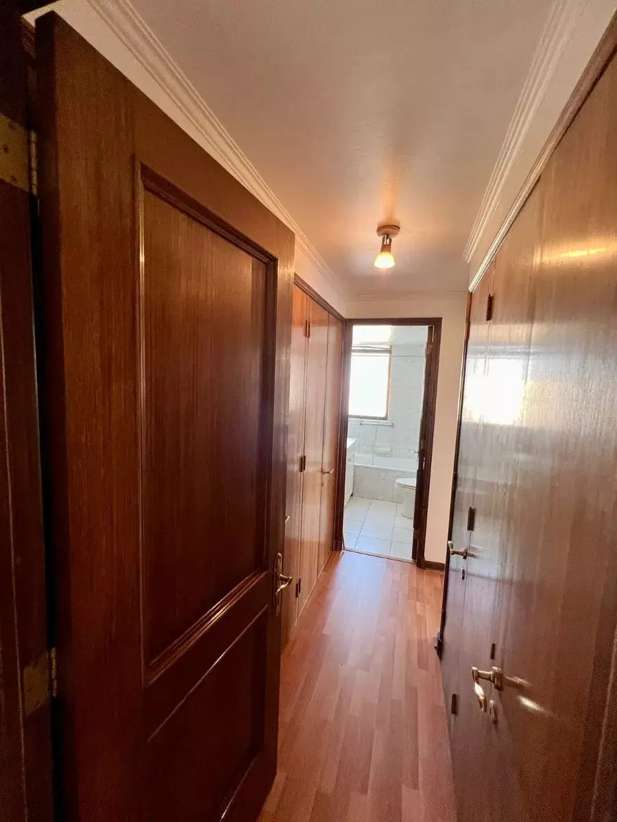 Venta Departamento SO 4D en suite Walk-in cl&oacute;set 3B 2E 1B Metro Escuela Militar - Las Condes