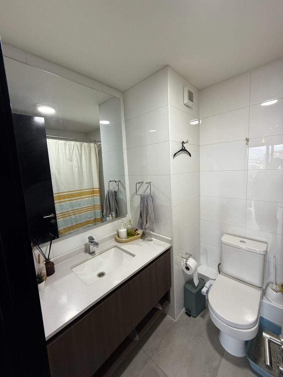 Venta Departamento NO 2D en suite 2B 2E 1Bd Mall Sport - Las Condes