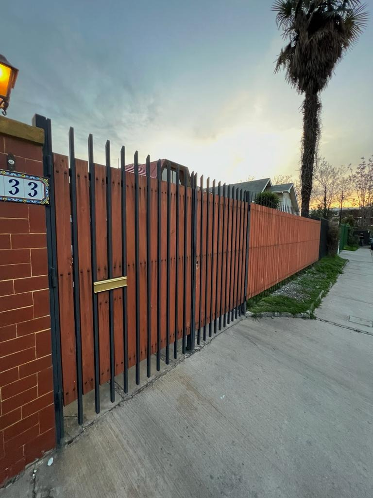 Venta Casa 3D 3B 2E 1B Vaticano - Las Condes