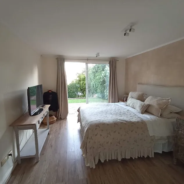 Venta Casa NOSP 5D WI cl&oacute;set Suite 4B 4E 1Bd El Huinganal - Lo Barnechea