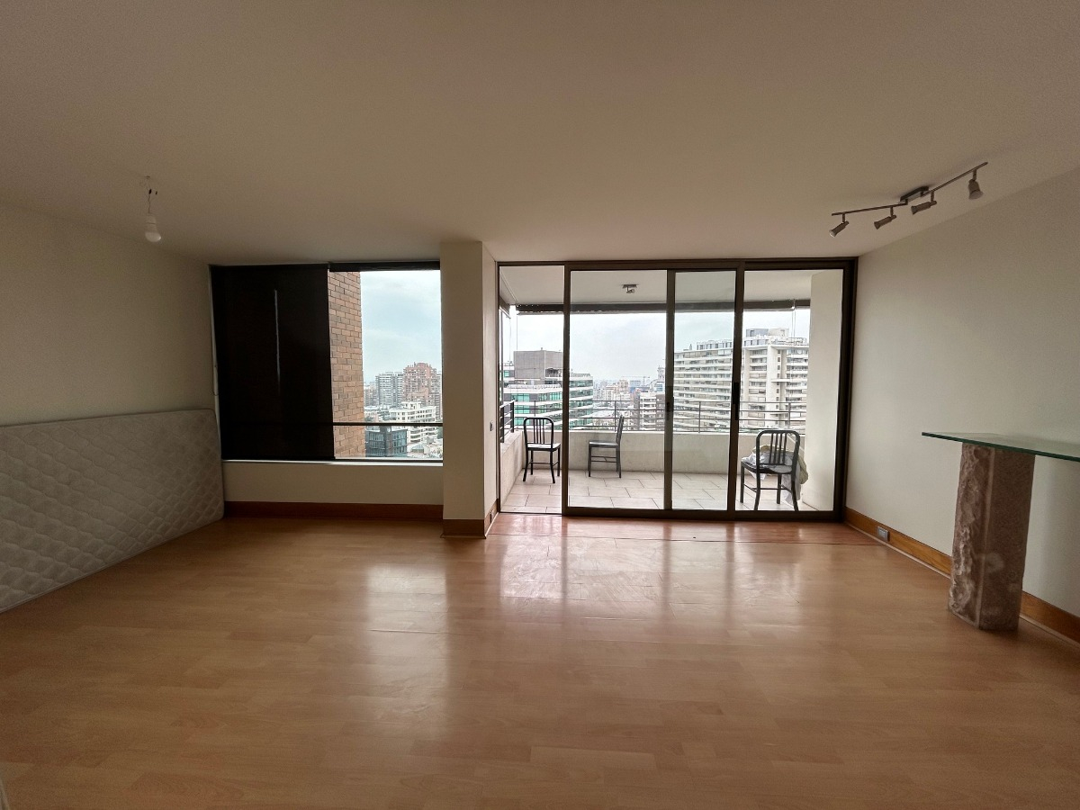 Arriendo Departamento P 3D en suite 3B 2E 1B Metro Manquehue - Apumanque - Las Condes