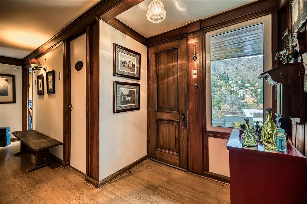 Venta Casa de madera 5D 4B El Array&aacute;n - Lo Barnechea