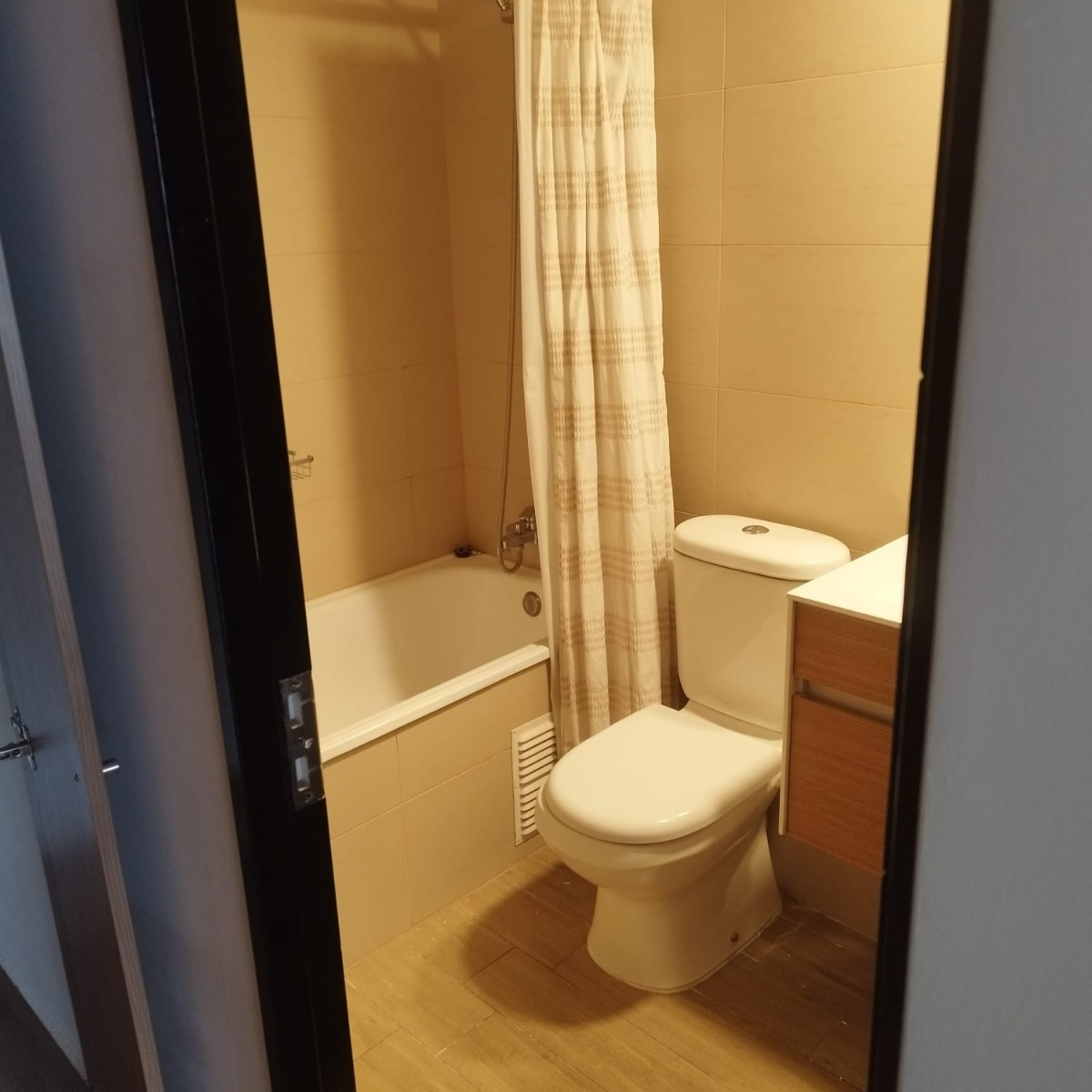 Arriendo Departamento NO 1D en suite Walk-in cl&oacute;set 2B 2E 1B Estoril - Las Condes