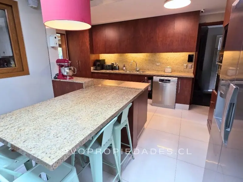 Venta Casa O 4D  5B 2E 2Bd La Dehesa - Lo Barnechea