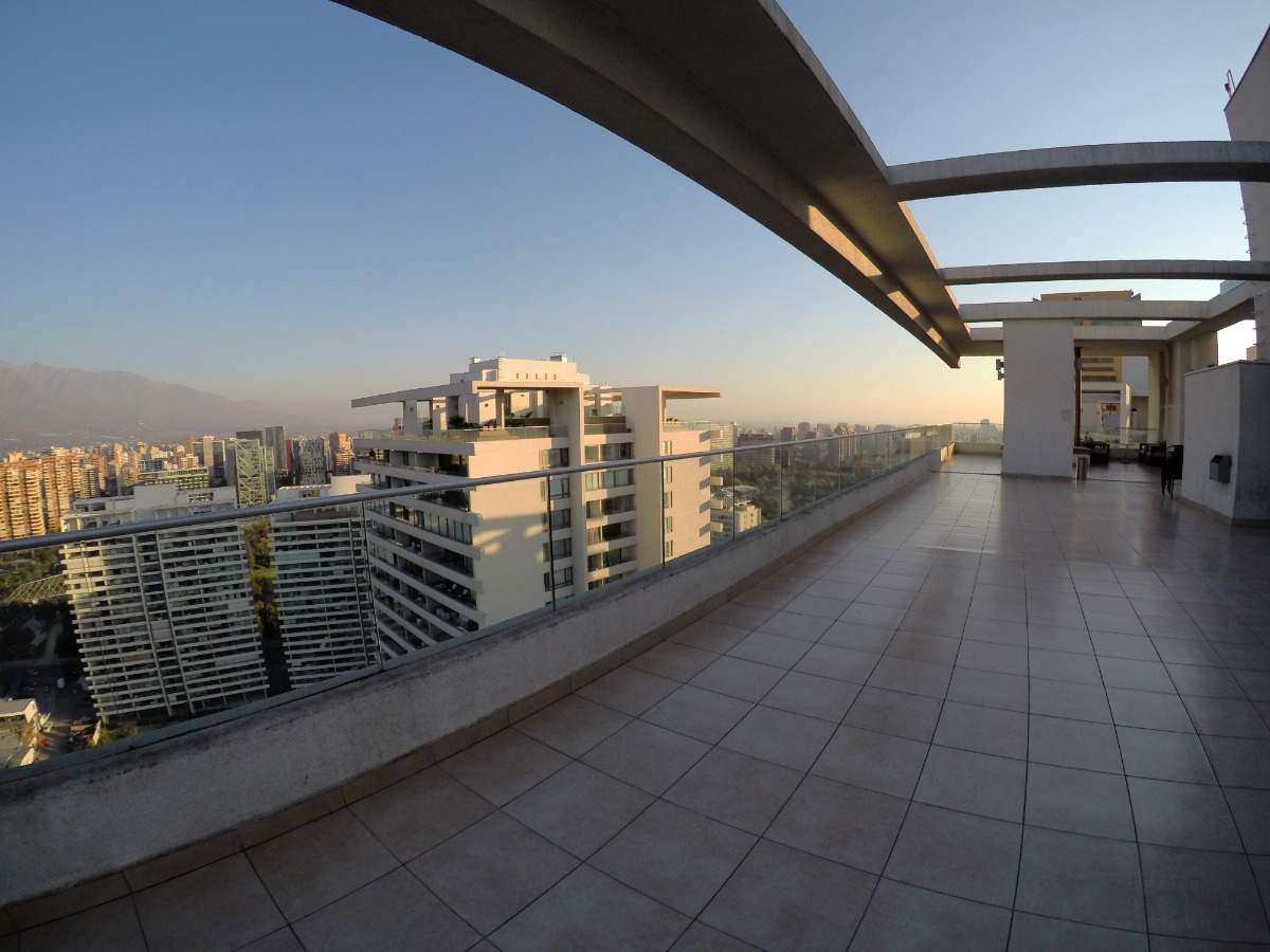 Arriendo Departamento N 2D en suite Walk-in cl&oacute;set 2B 2E 1B Parque Arauco - Las Condes