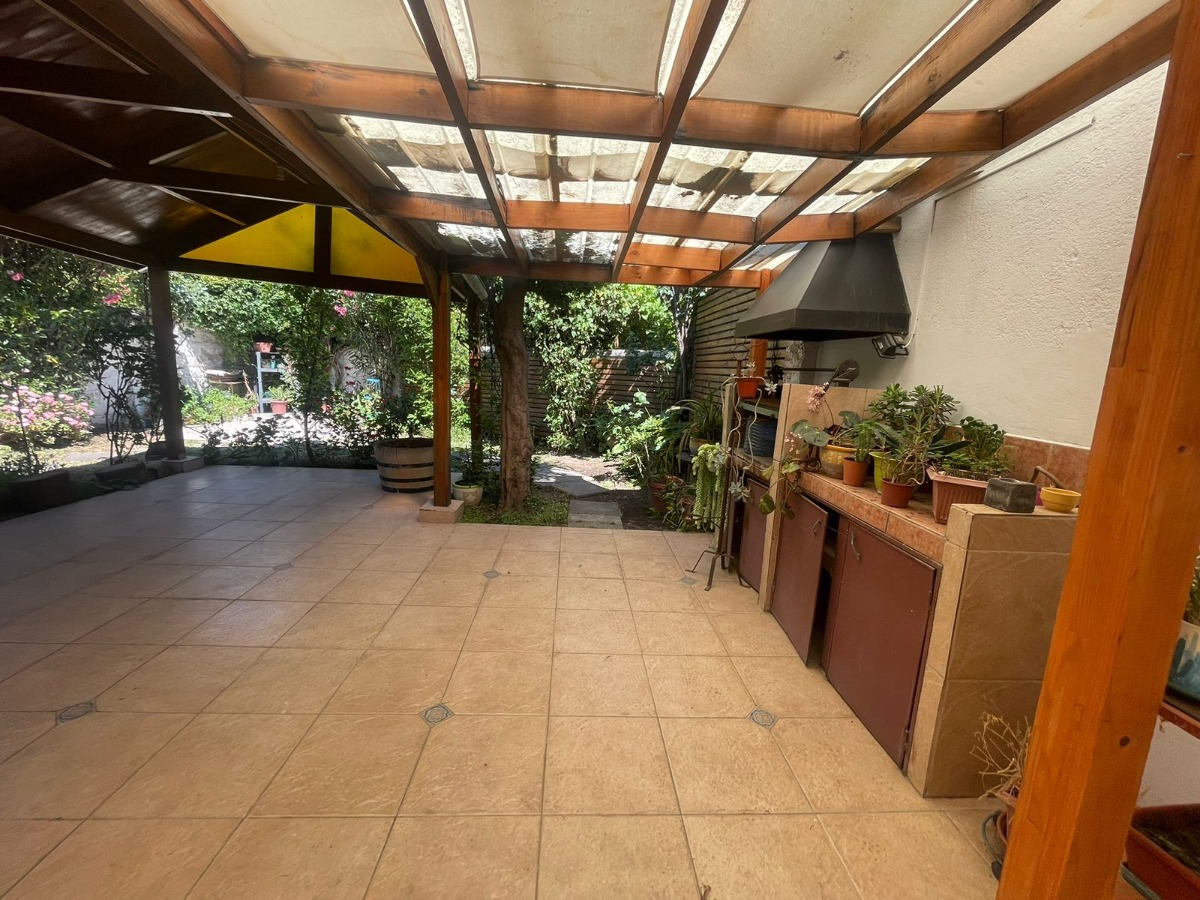 Venta Casa NO 5D en suite Walk-in cl&oacute;set 5B 3E 2B Metro Pr&iacute;ncipe de Gales - Country Club - La Reina