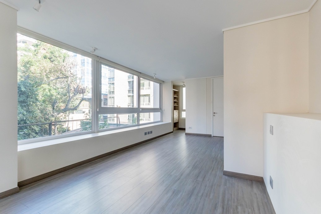 Arriendo Departamento 1D Barrio El Golf - Las Condes