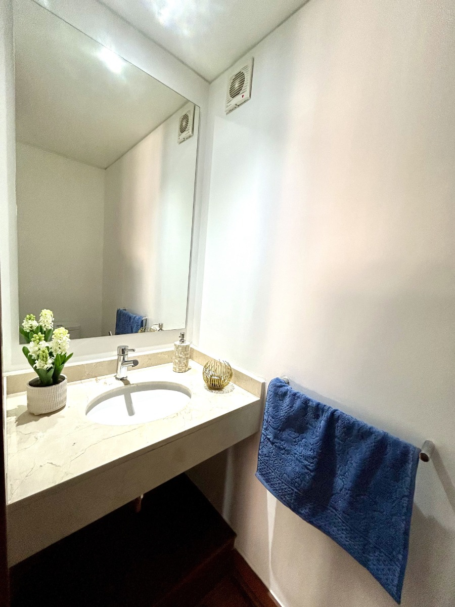 Arriendo Departamento SO 4D en suite Walk-in cl&oacute;set 4B 2E 1B Barrio El Golf - Las Condes