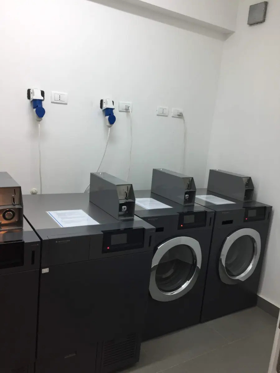 Arriendo Departamento NO 1D en suite Walk-in cl&oacute;set 1B 1E 1Bd Los Dominicos - Las Condes
