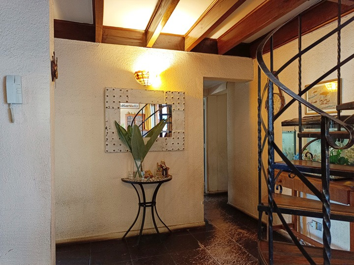 Venta Casa NOSP 5D en suite 4B 3E 2Bd La Reina Alta - La Reina