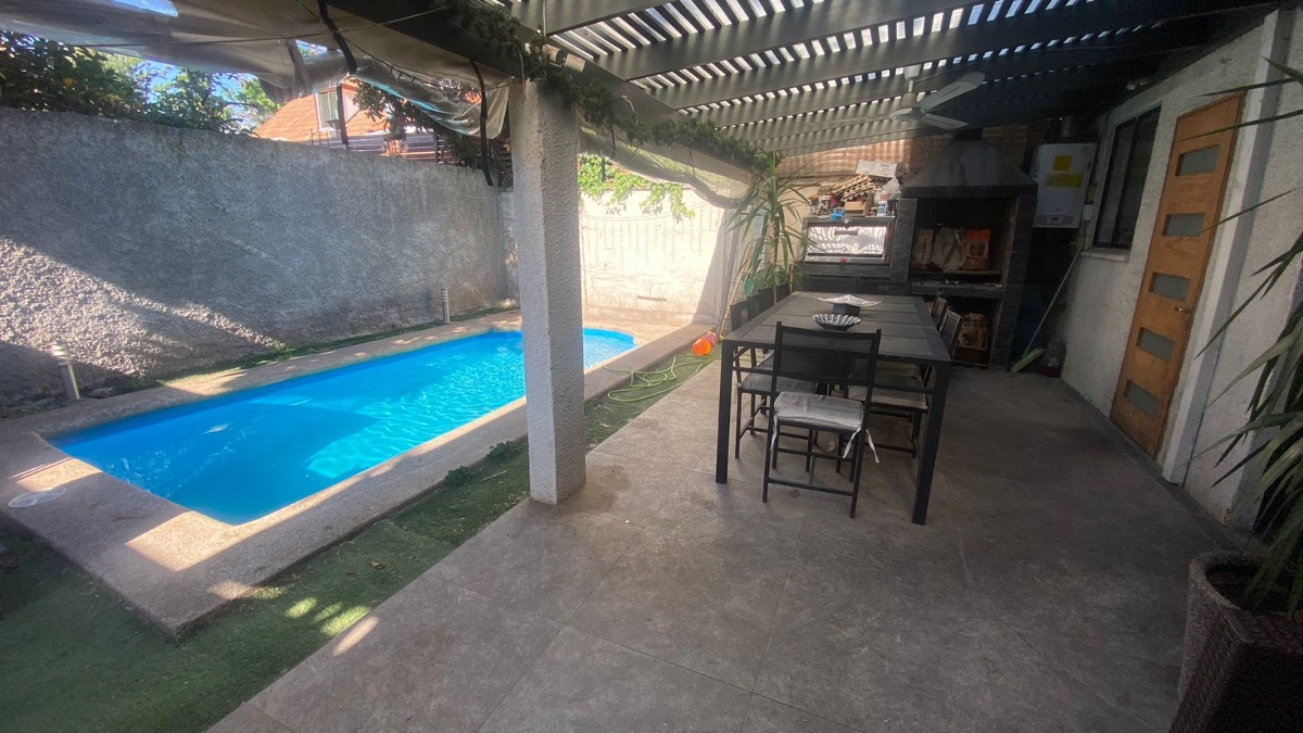 Venta Casa NOSP 5D en suite Walk-in cl&oacute;set 2B 2E Pepe Vila - La Reina