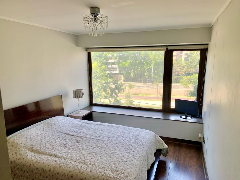 Venta Departamento O 3D en suite Walk-in cl&oacute;set 3B 1E 1B Barrio El Golf - Las Condes