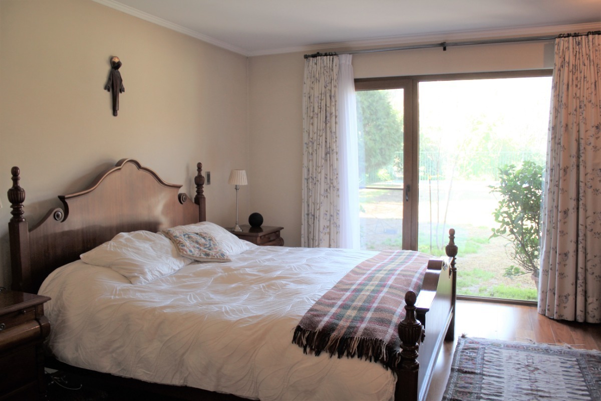 Venta Casa O 5D en suite Walk-in cl&oacute;set 4B 2E Chicureo - Colina