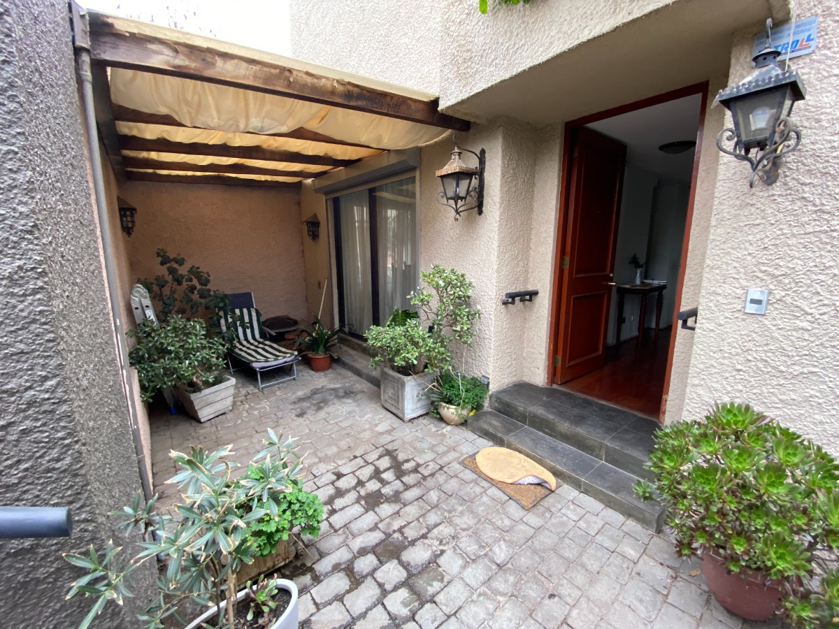 Arriendo Casa NP 3D en suite 4B 2E Metro Pr&iacute;ncipe de Gales - Country Club - La Reina