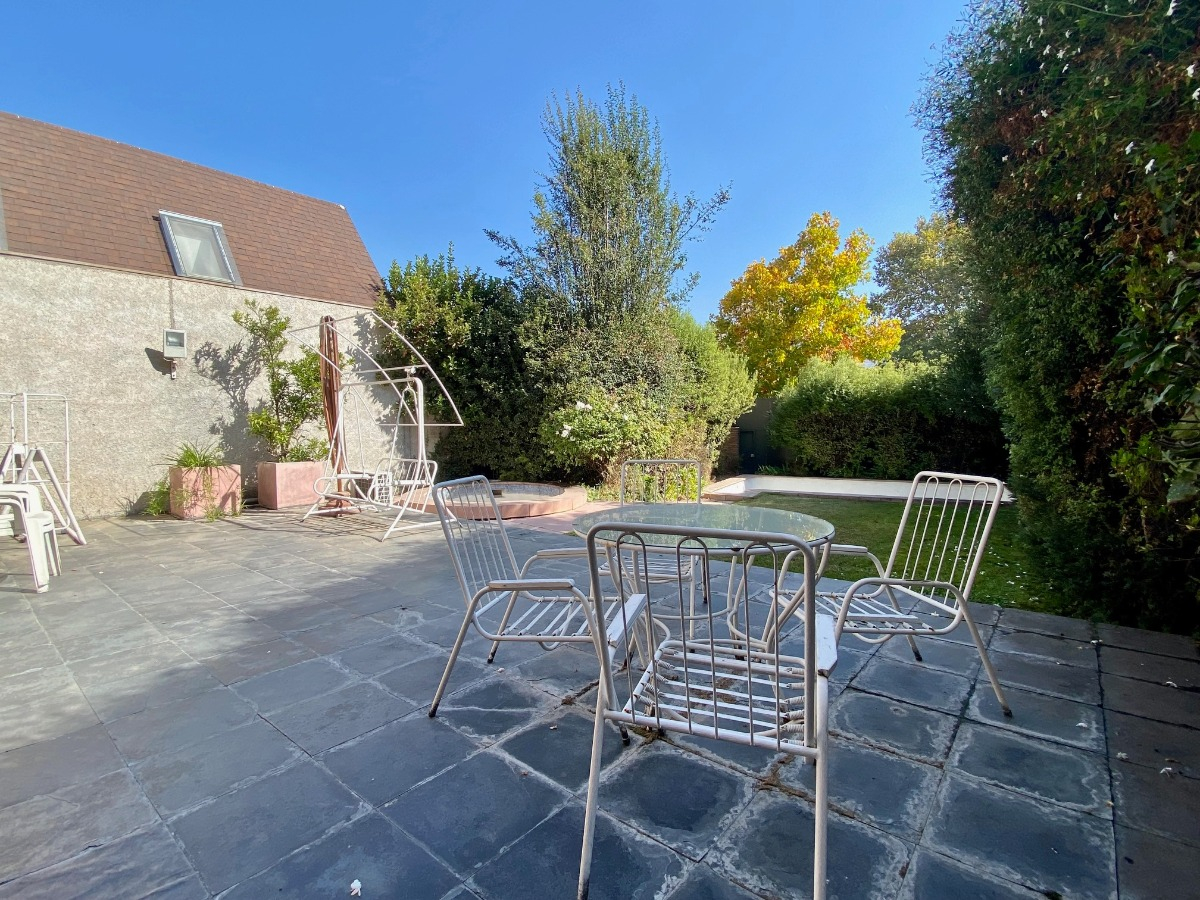 Venta Casa P 5D en suite Walk-in cl&oacute;set 5B 2E 1B Los Trapenses - Lo Barnechea