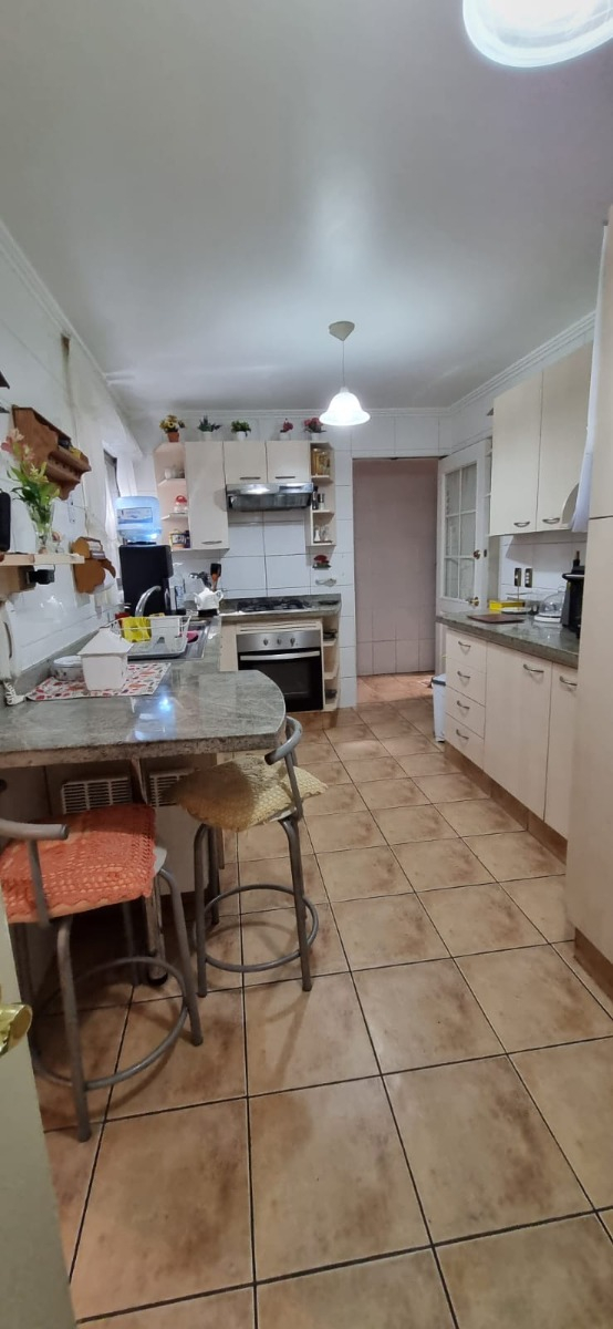 Venta Casa NOSP 4D en suite 4B 2E 1B San Carlos de Apoquindo - Las Condes