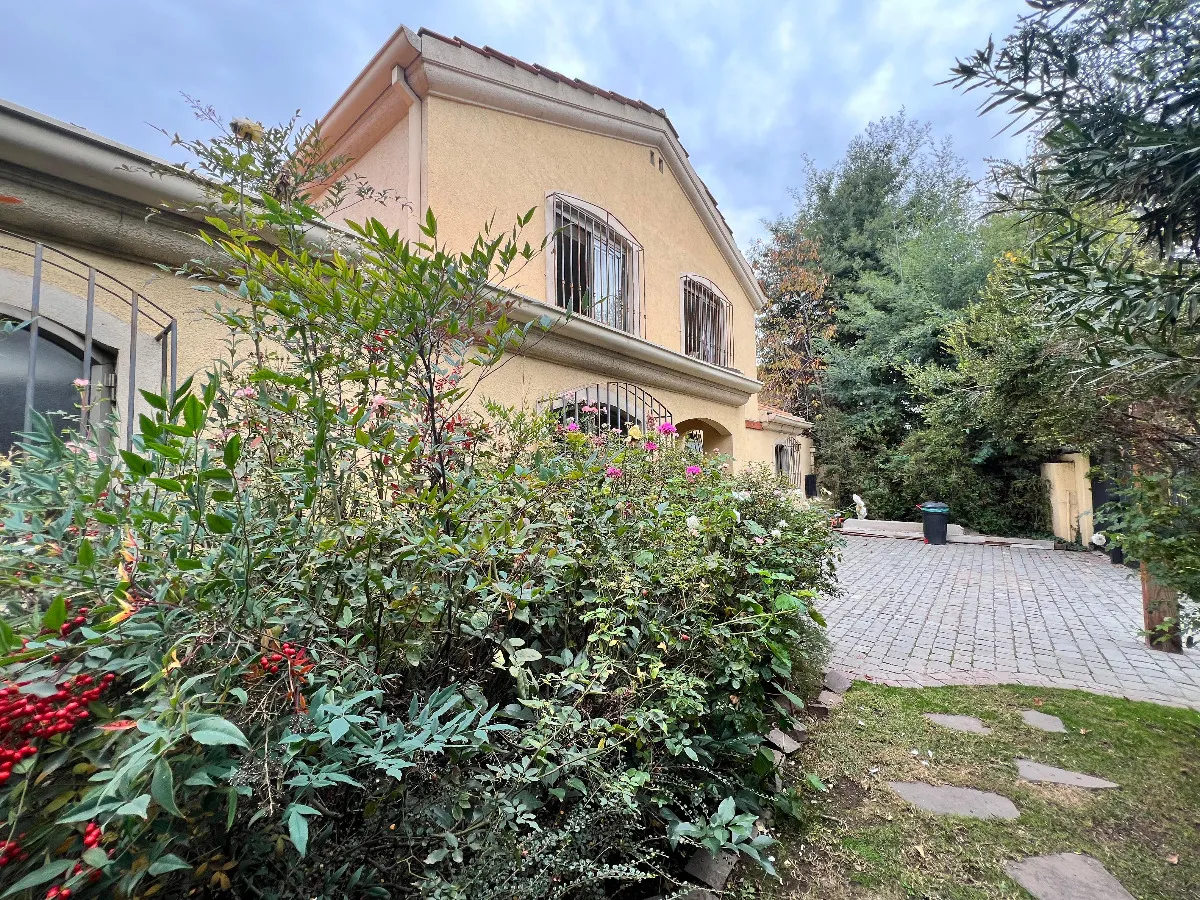 Venta Casa NO 5D WI cl&oacute;set Suite 4B 2E 1Bd La Dehesa - Lo Barnechea