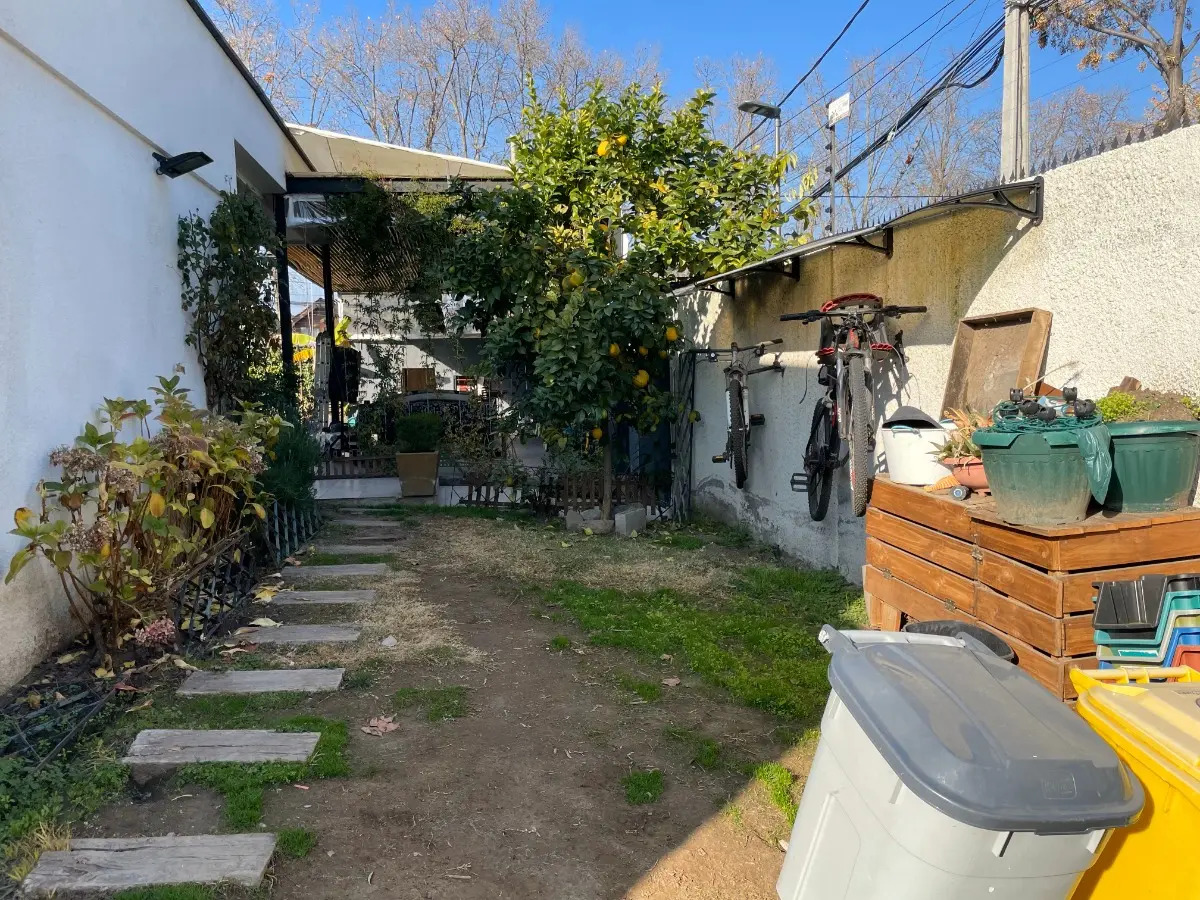 Arriendo Casa P 4D en suite Walk-in cl&oacute;set 3B 2E 1B Rotonda Atenas - Las Condes