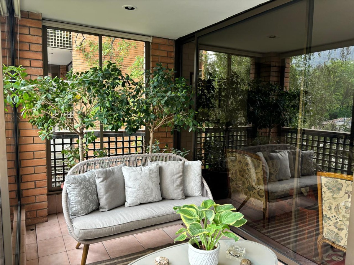 Arriendo Departamento NO 2D 2B 2E 1B Santa Mar&iacute;a de Manquehue - Vitacura