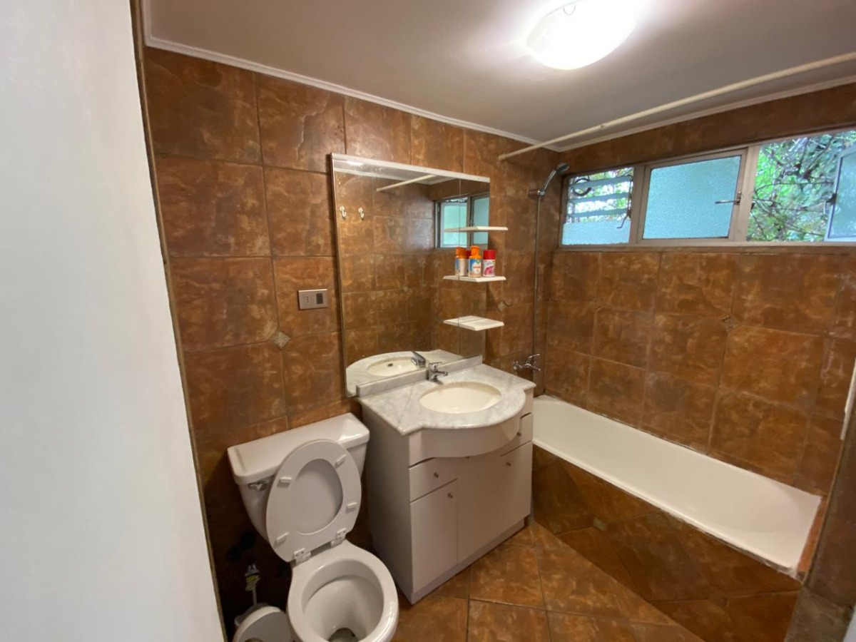 Arriendo Casa 3D 3B 1E  - La Reina