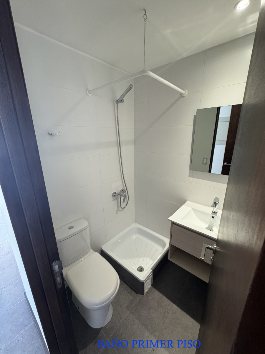 Arriendo Casa 4D Sebasti&aacute;n Elcano - Las Condes