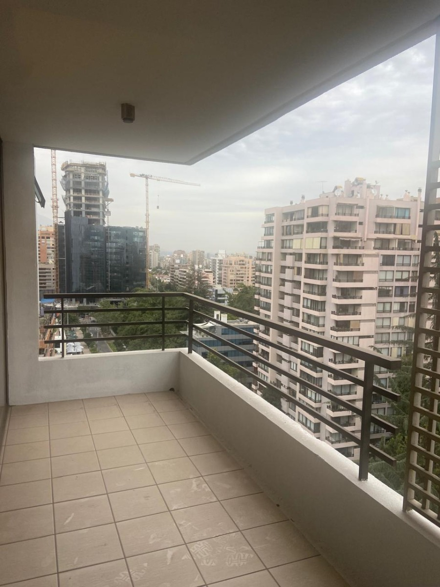 Venta Departamento 5D en suite Walk-in cl&oacute;set 4B 3E 2B Nueva Las Condes - Las Condes