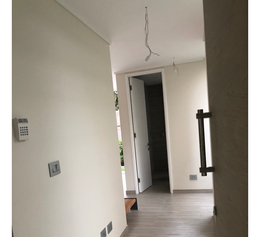 Arriendo Departamento 1D Barrio El Golf - Las Condes