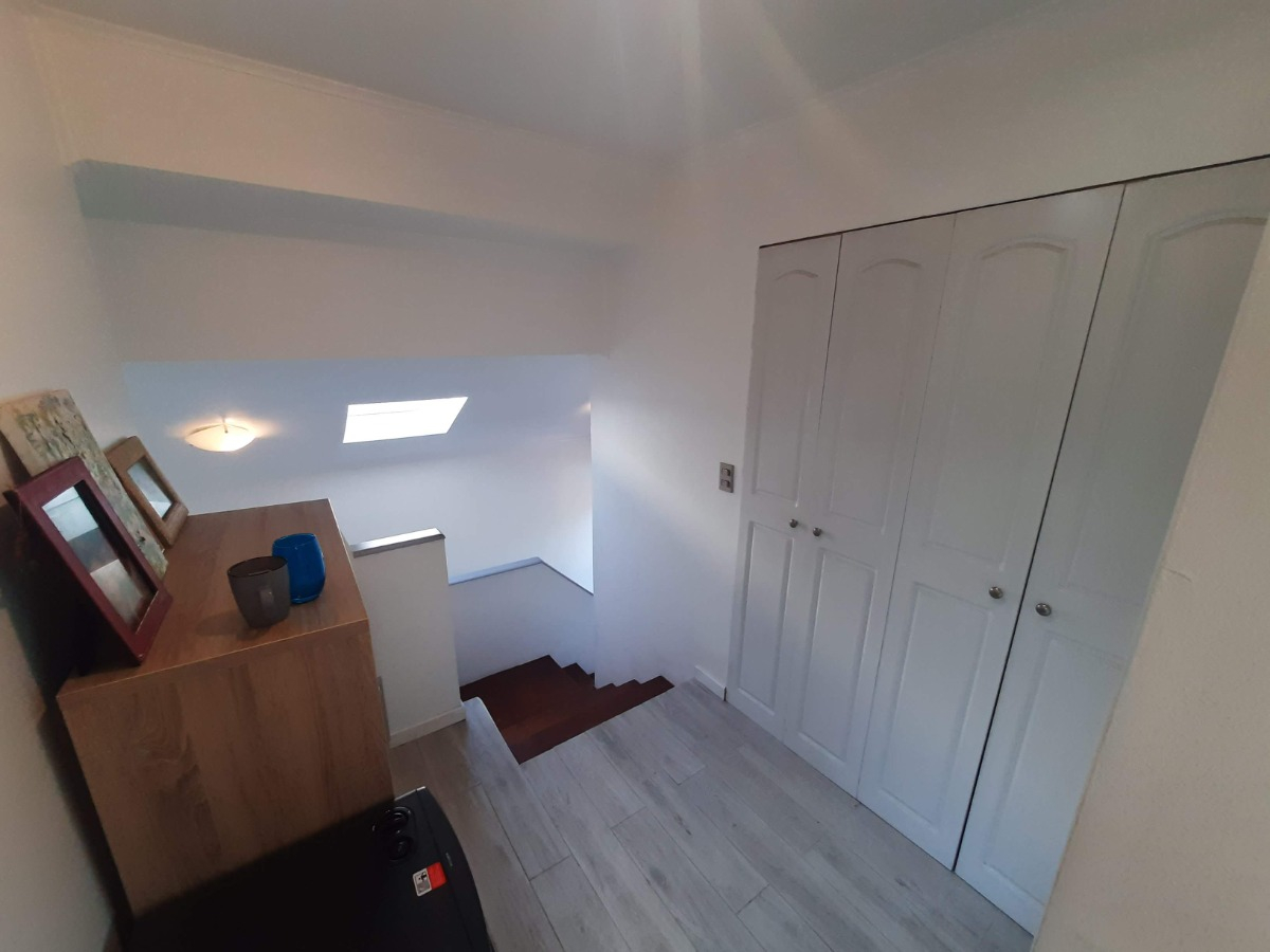 Arriendo Casa N 4D en suite Walk-in cl&oacute;set 3B 2E 2B Villa El Dorado - Vitacura