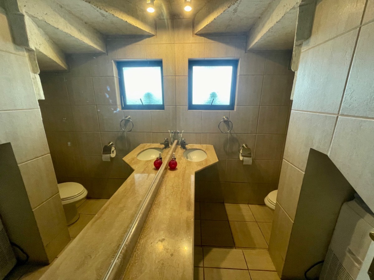 Venta Casa NP 5D en suite Walk-in cl&oacute;set 6B 10E 1B Chicureo - Colina