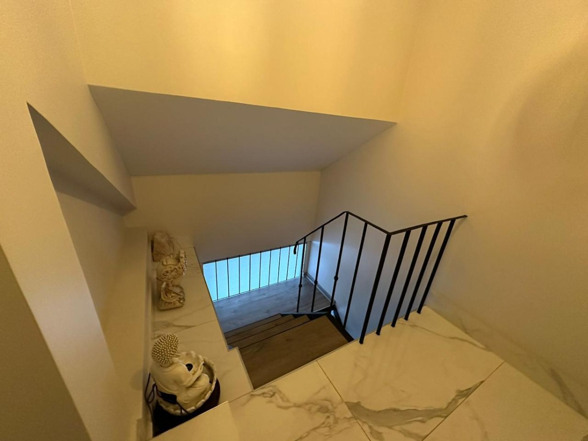 Arriendo Casa 6D en suite Walk-in cl&oacute;set 4B 4E 1B Metro Manquehue - Apumanque - Las Condes
