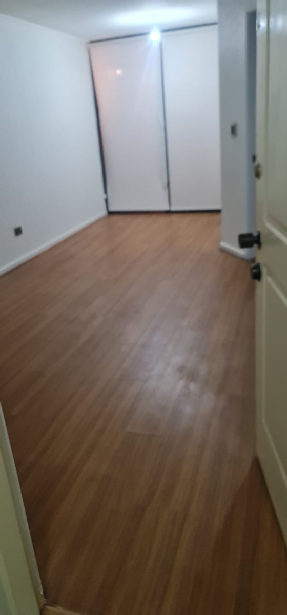Venta Departamento O 1D en suite 1B 1E 1B Metro Sim&oacute;n Bolivar - La Reina