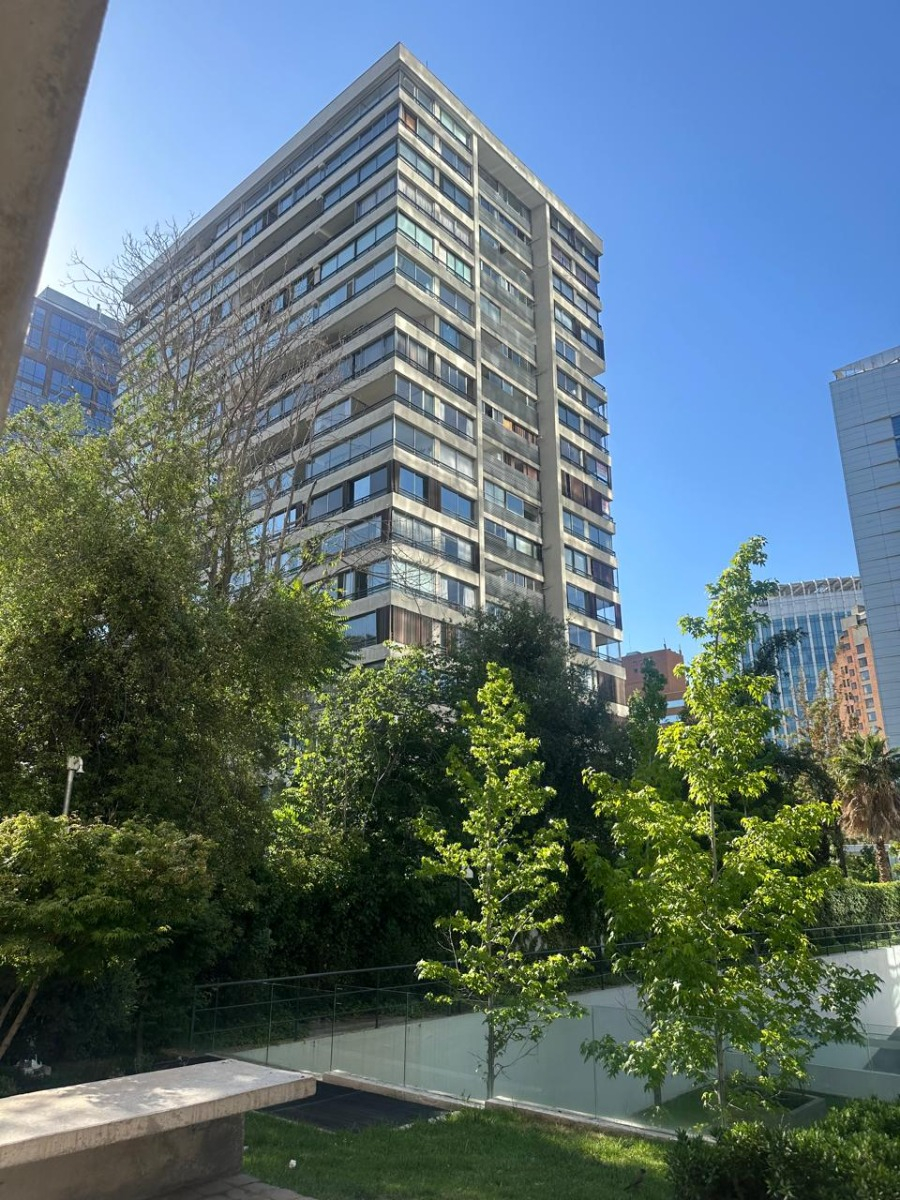 Venta Departamento SP 3D en suite Walk-in cl&oacute;set 3B 2E 1B Barrio El Golf - Las Condes