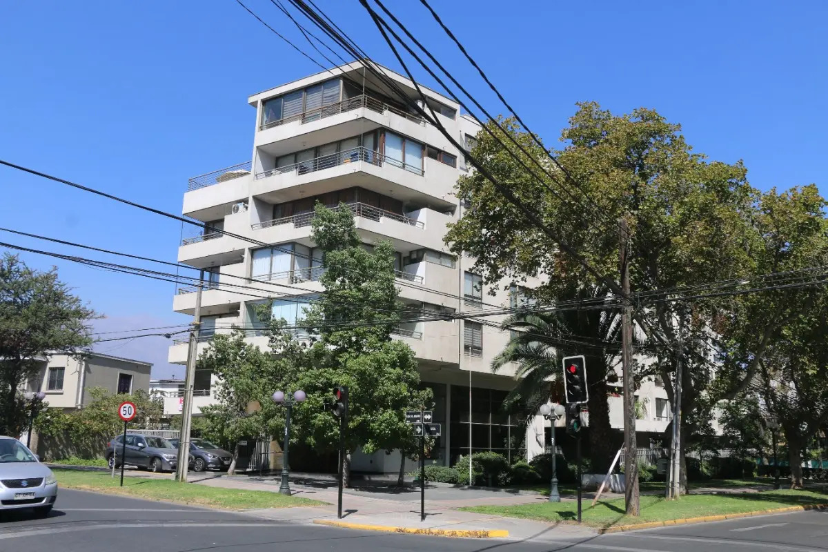 Venta Departamento NO 2D en suite Walk-in cl&oacute;set 2B 1E 1B Campus Oriente - Providencia