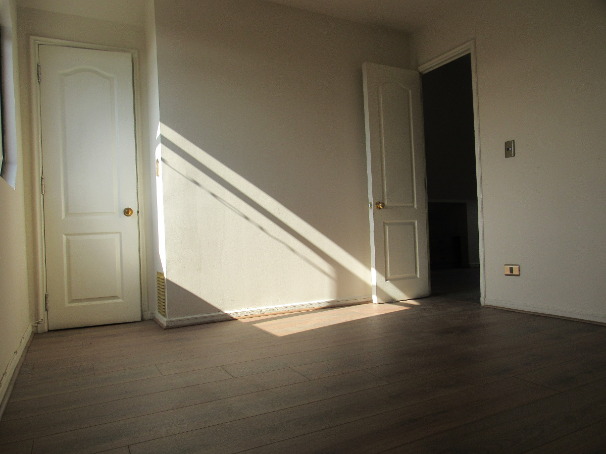 Arriendo Casa 4D San Carlos de Apoquindo - Las Condes
