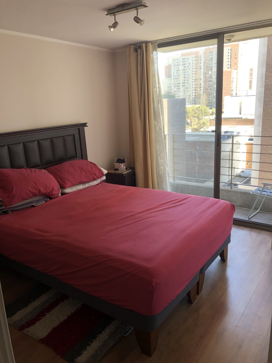 Arriendo Departamento NP 3D en suite Walk-in cl&oacute;set 2B 1E 1B Metro Irarr&aacute;zaval - &Ntilde;u&ntilde;oa