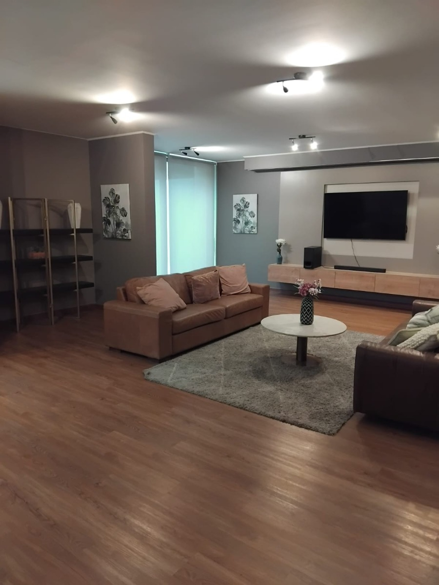 Venta Departamento 2D en suite Walk-in cl&oacute;set 2B 1E 1B Parque Juan XXIII - &Ntilde;u&ntilde;oa