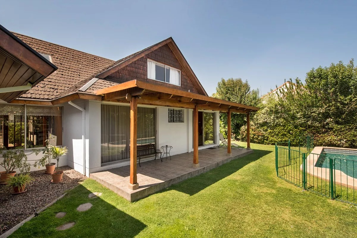 Venta Casa NOSP 6D en suite 5B 4E 1B Carlos Ossand&oacute;n - La Reina