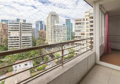 Venta Departamento 2D Barrio El Golf - Las Condes