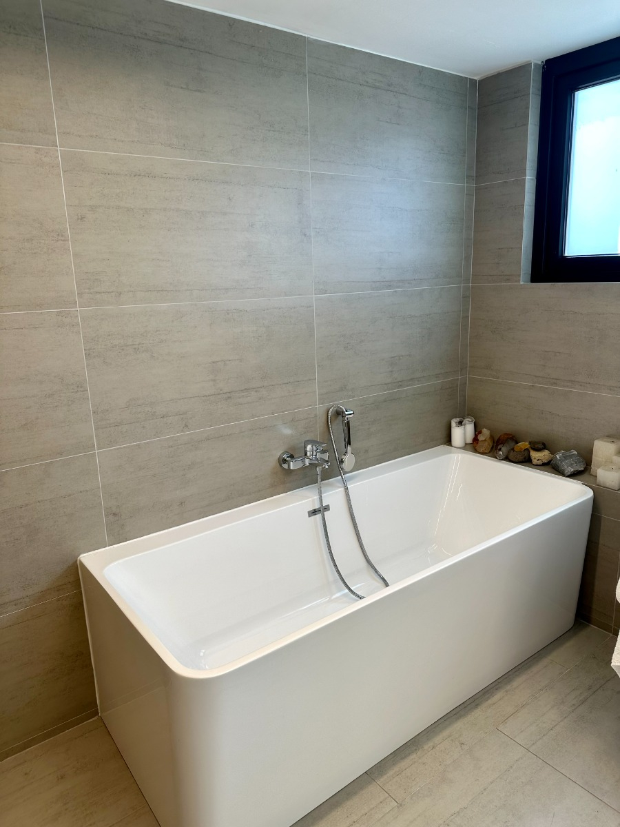 Arriendo Departamento NO 2D 3B 2E 1B Barrio El Golf - Las Condes