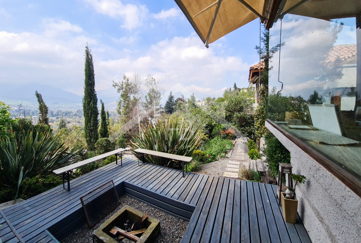 Arriendo Casa O 4D en suite Walk-in cl&oacute;set 4B 2E 1B La Dehesa - Lo Barnechea